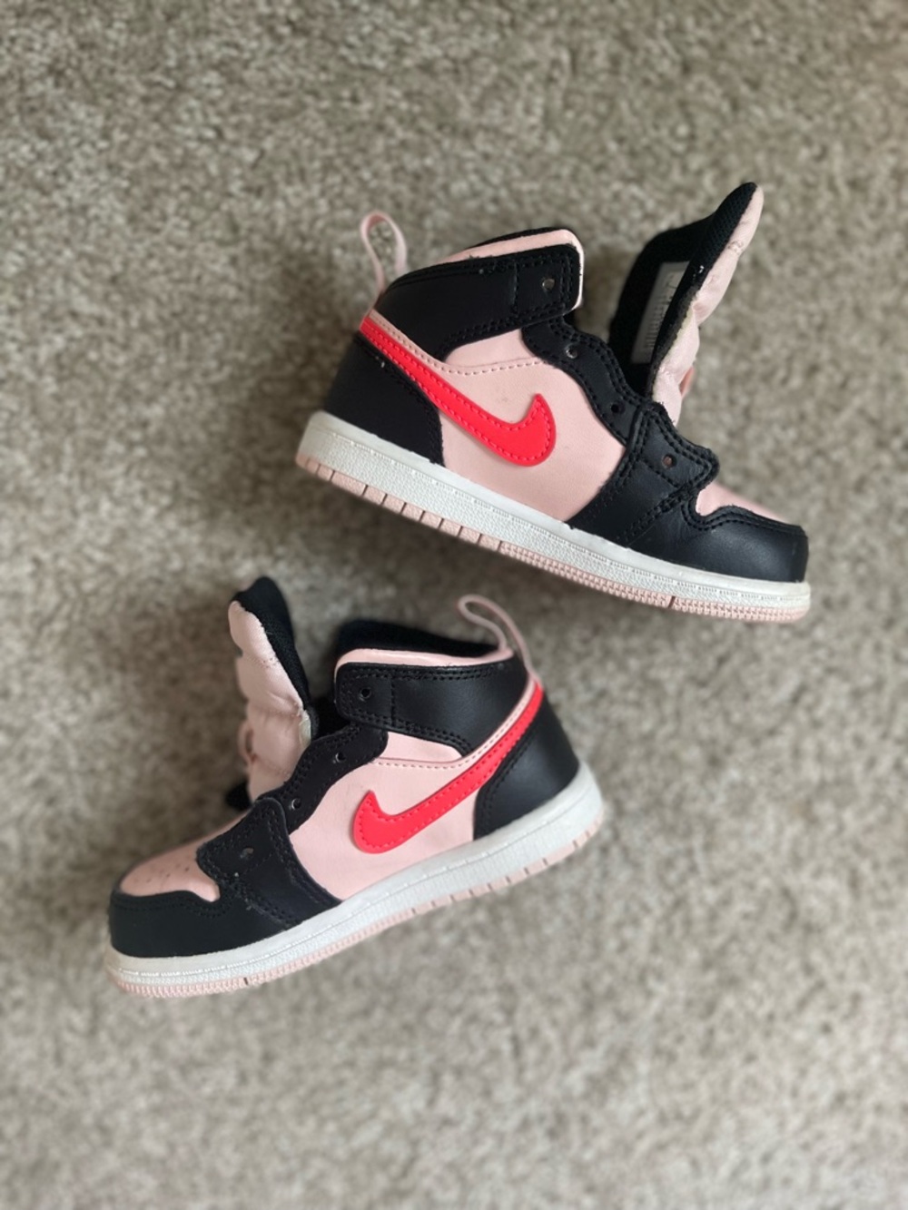 Nike Kids' Pink and Black Sneakers